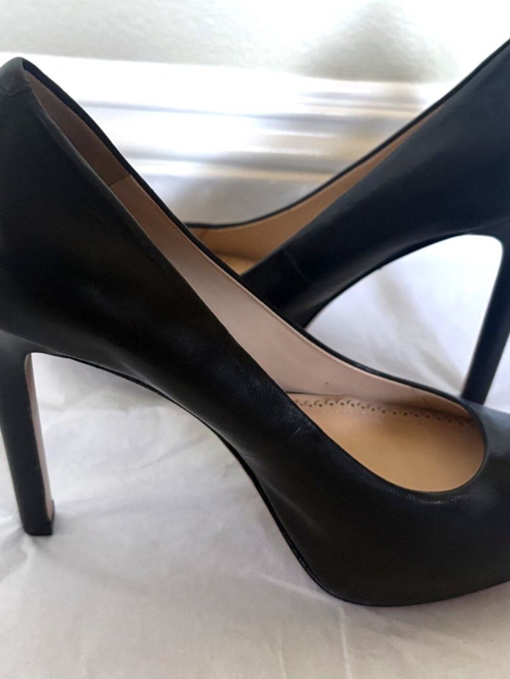 NEW POUR LA VICTOIRE BLACK HIGH HEEL STILETTO PUMPS SIZE: 8 - Picture 5 of 9